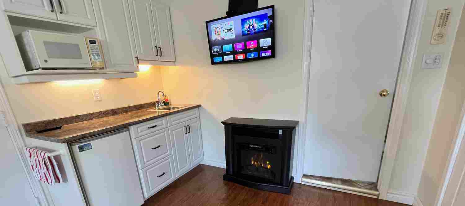 Kitchen,Television,fireplace
